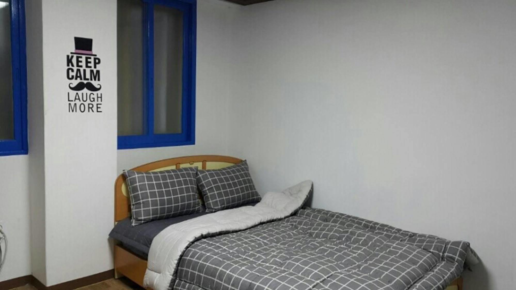 Chunja Guesthouse Gangneung Bagian luar foto