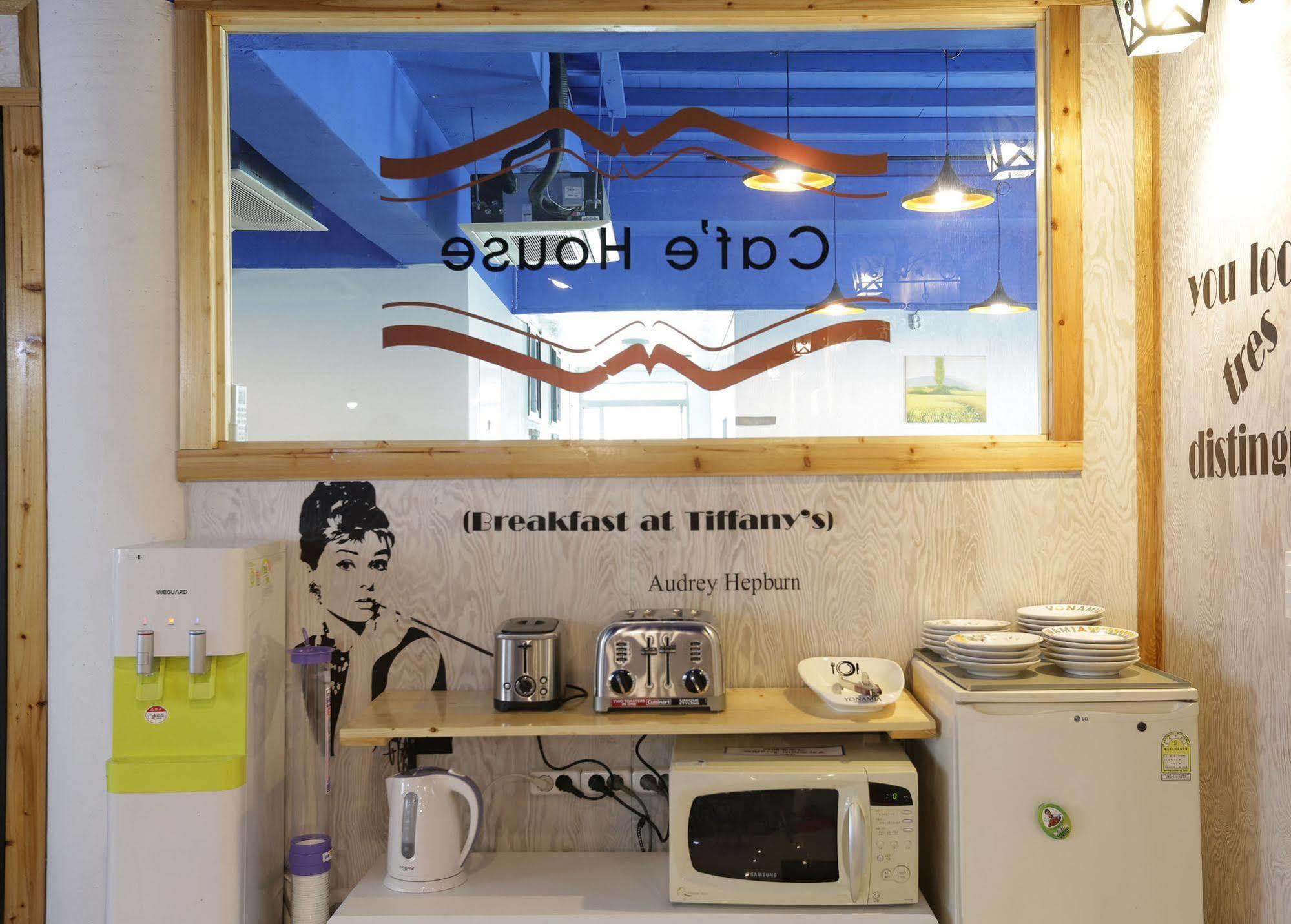 Chunja Guesthouse Gangneung Bagian luar foto