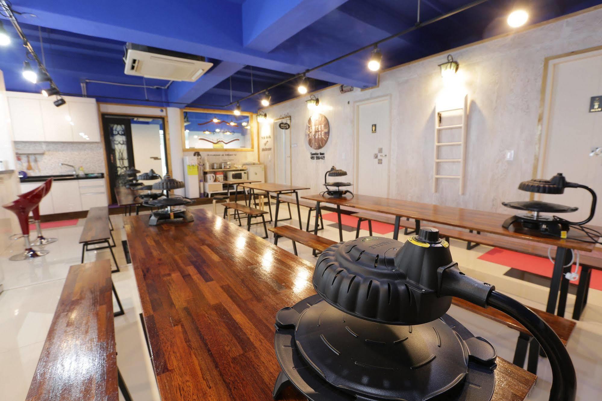 Chunja Guesthouse Gangneung Bagian luar foto